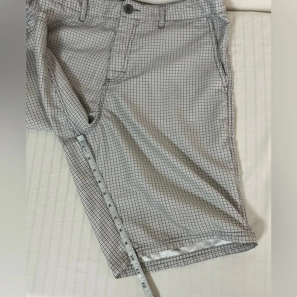 Valor Men's Board Shorts White Gray  Size 34